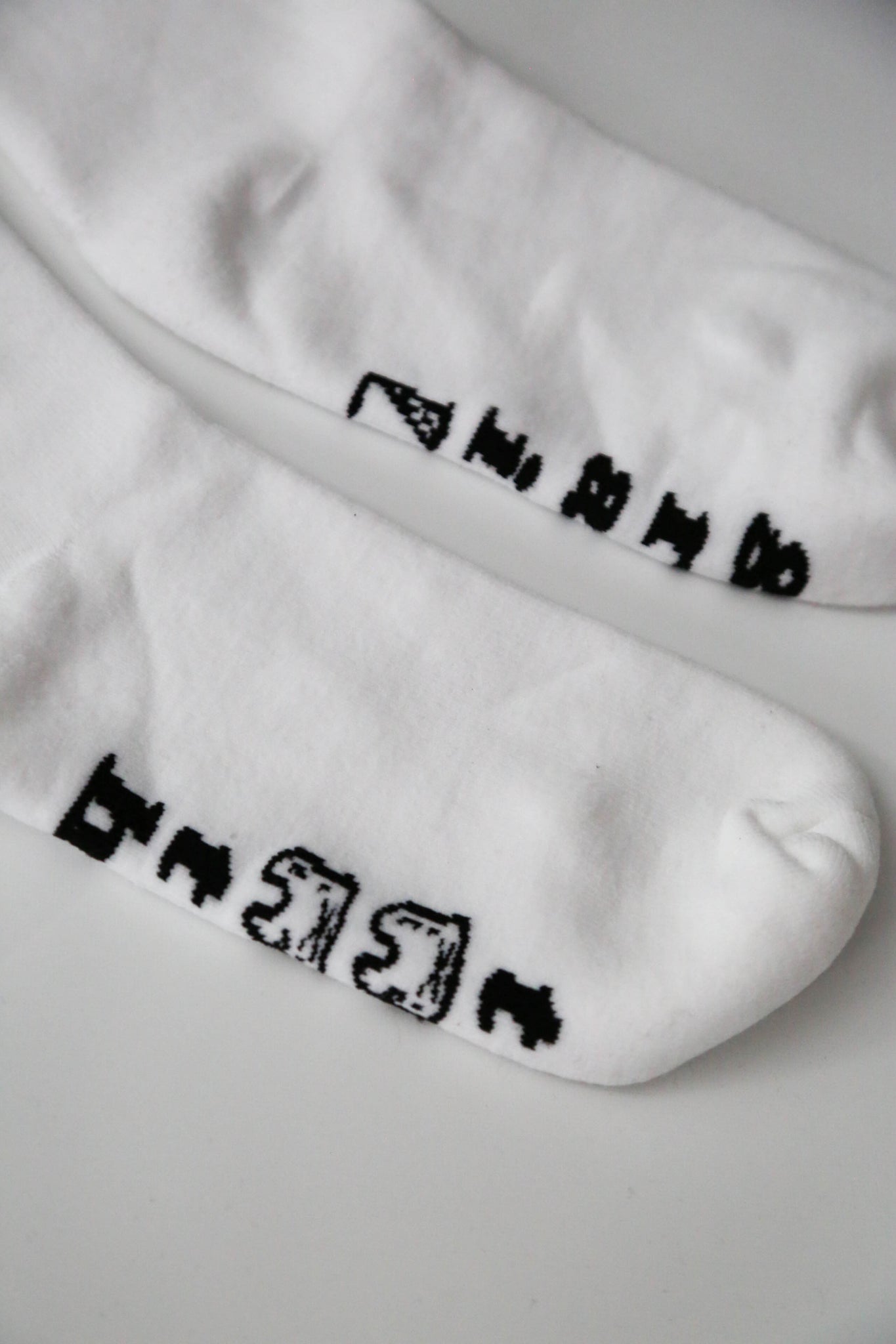 TOOTH AND GRAIL Logo Crew Unisex Socks